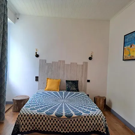 Le Tilleul De Louise Hotel Goujounac